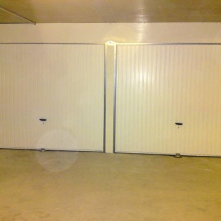 Création de boxes de garage avec boules de protection ou de sécurité VIBO au sol. Création de l'impost. Aubagne